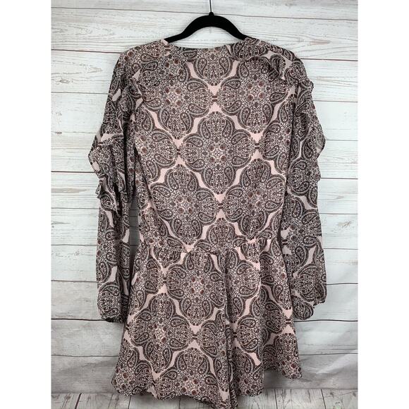 BELLE‎ SKY PINK Romper Womens Medium Pink Paisley Long Sleeve Ruffled Tassel - Picture 2 of 7